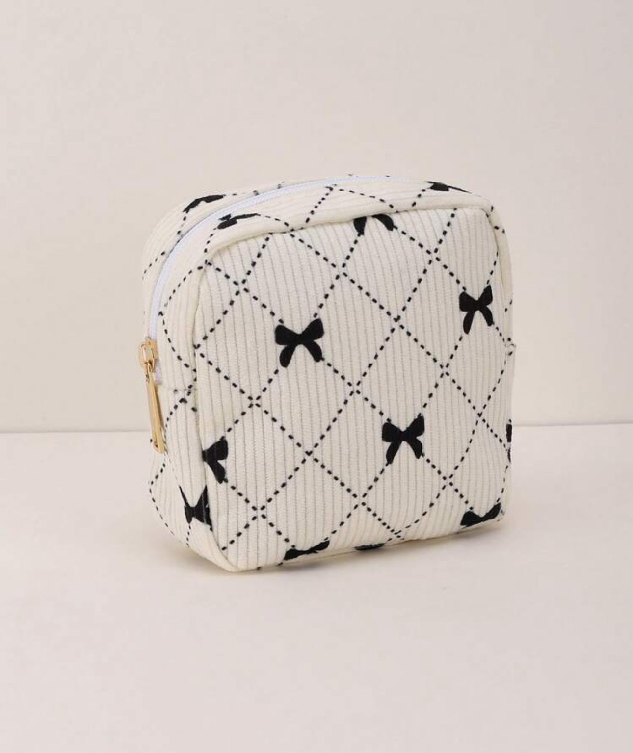 Bow Cordy Period Pack