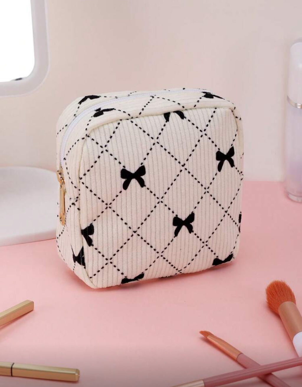 Bow Cordy Period Pack